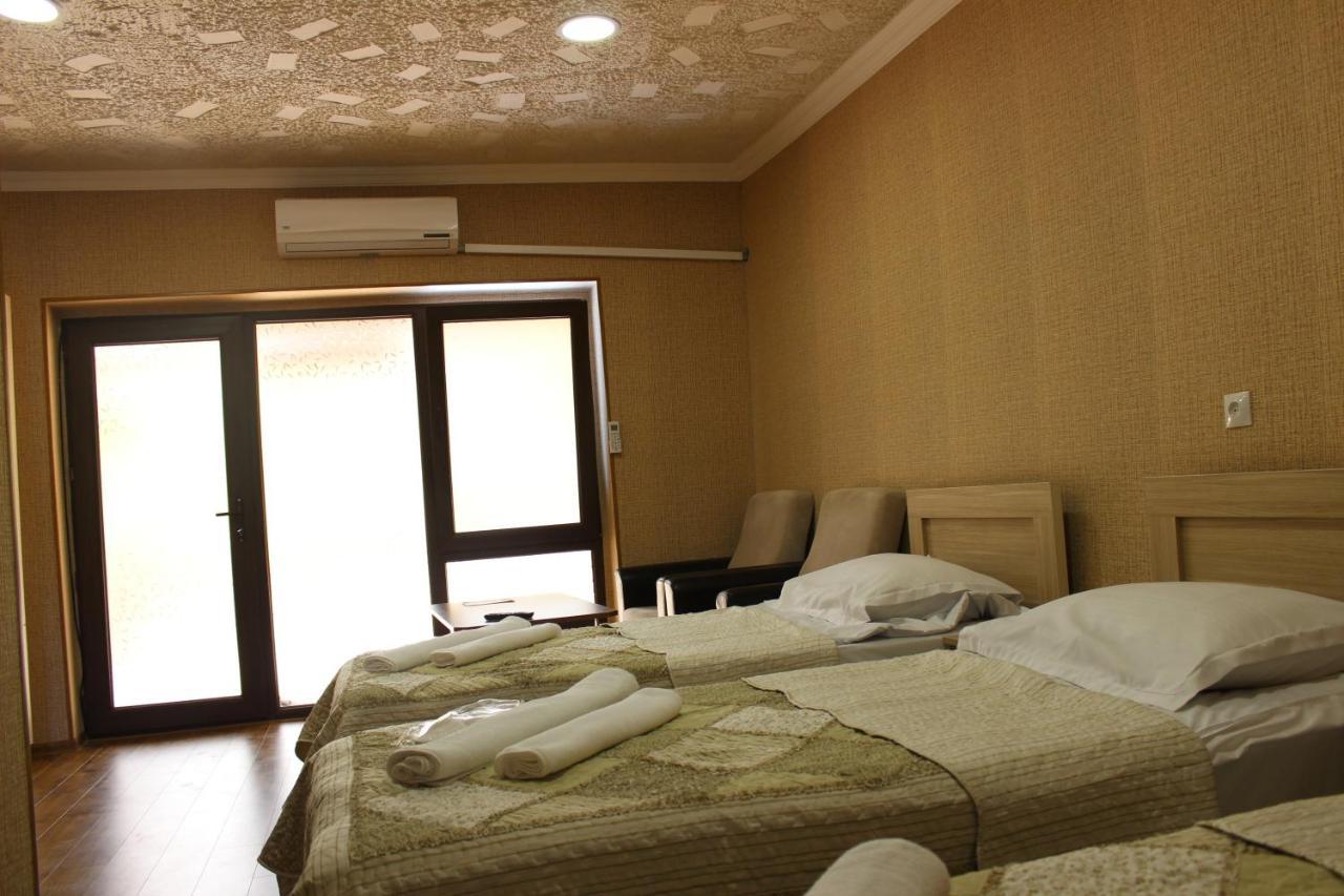 אחלציחה Hotel Rabath מראה חיצוני תמונה